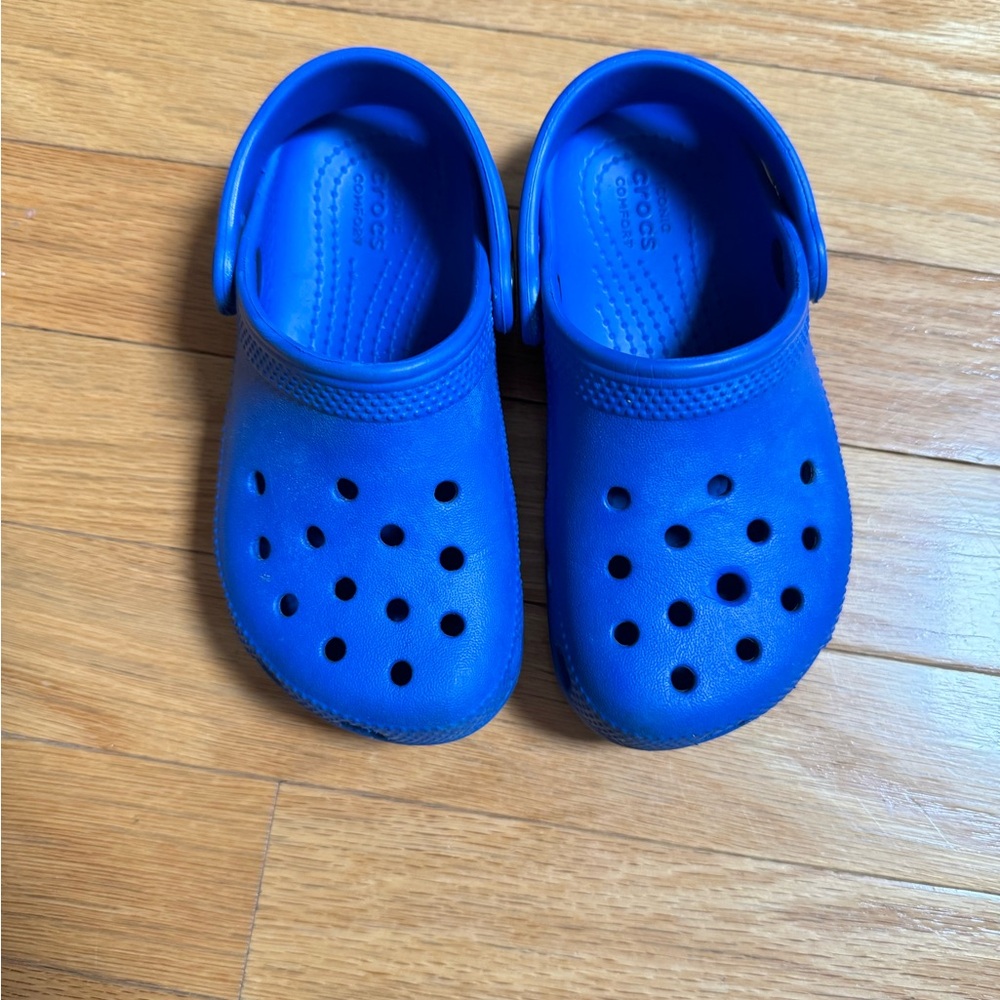 Children’s Crocs. Size 9 Children. Blue color.